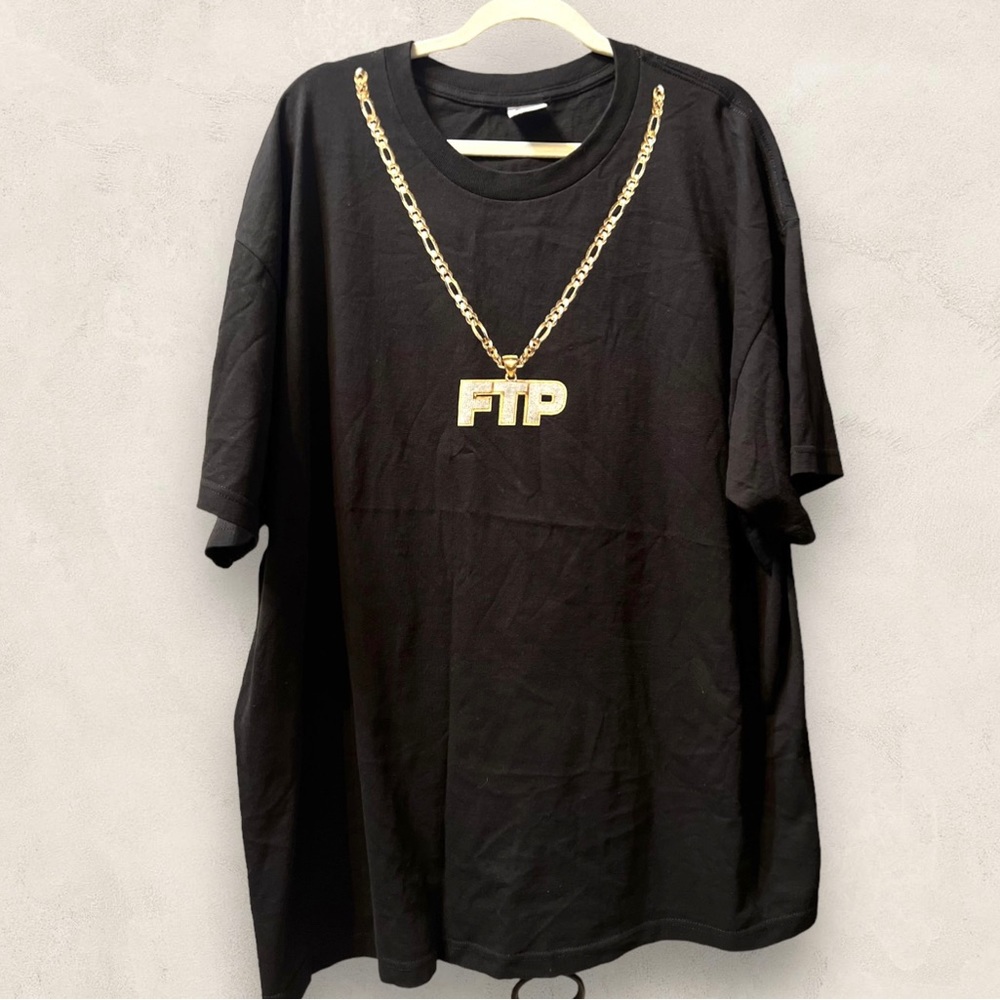 FTP GOLD CHAIN LOGO T